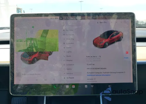 2019 Tesla Model 3 Long Range/Performance z USA, uszkodzony, nr VIN 5YJ3E1EB1KF365466